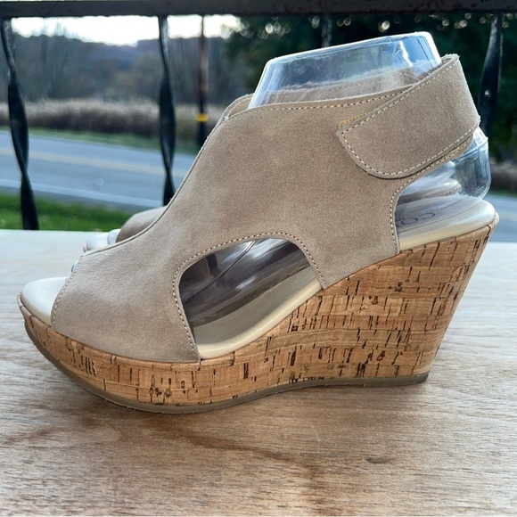 CORDANI Beige Suede Leather Heeled Platform Wedge Sandals 7.5 US - Picture 5 of 11